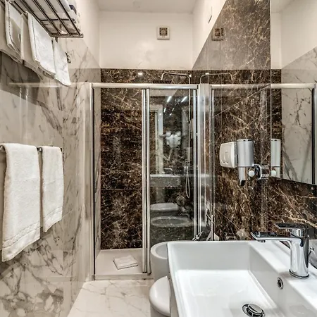 Trevi Hospitality * Rome